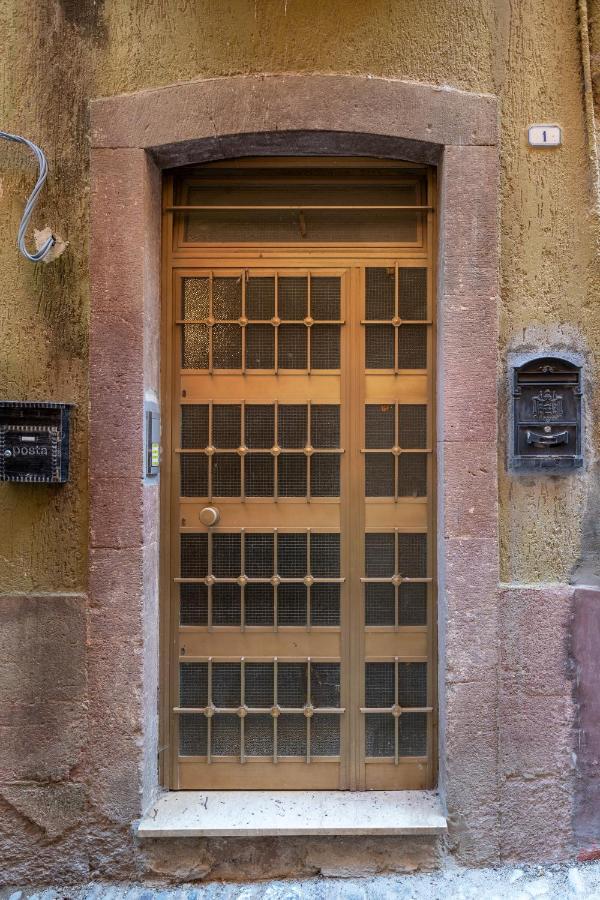 Appartamento Casa Rocca Bosa Esterno foto