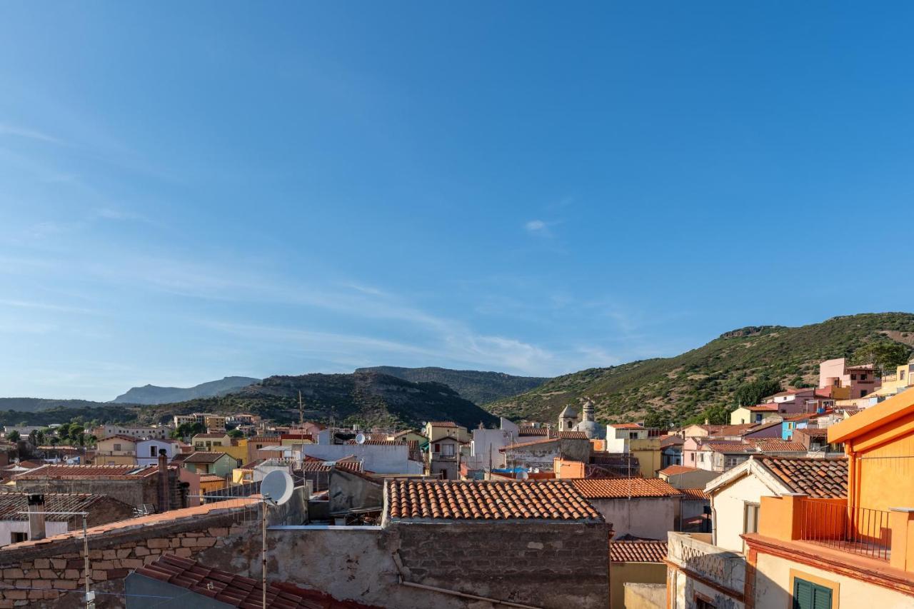 Appartamento Casa Rocca Bosa Esterno foto