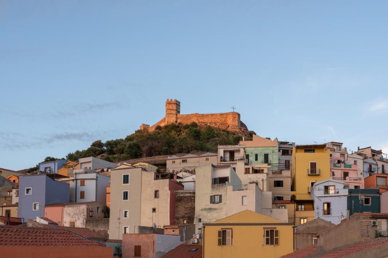 Appartamento Casa Rocca Bosa Esterno foto