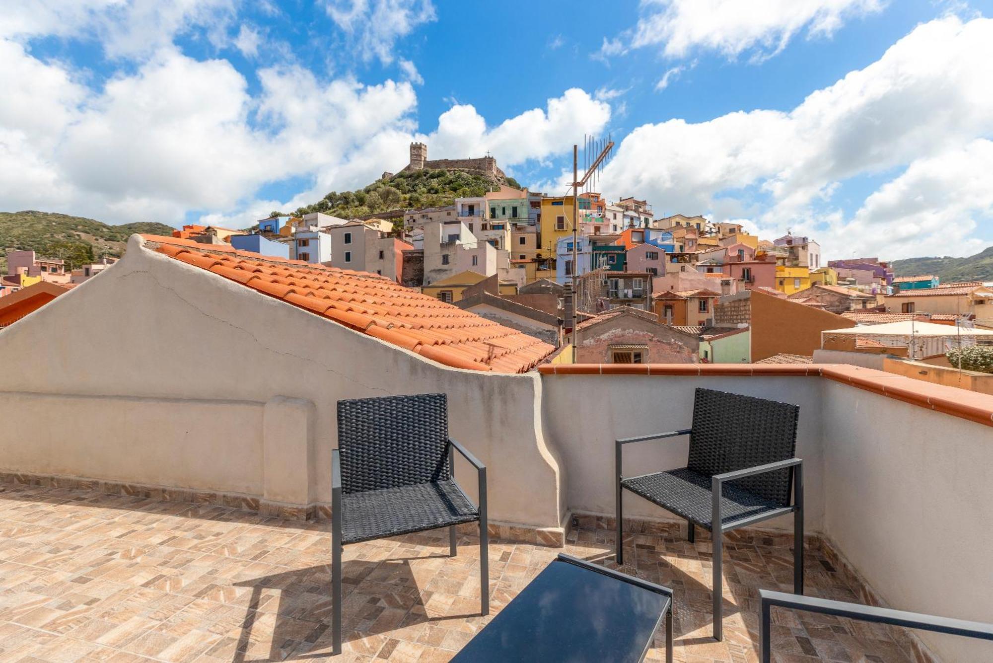 Appartamento Casa Rocca Bosa Esterno foto