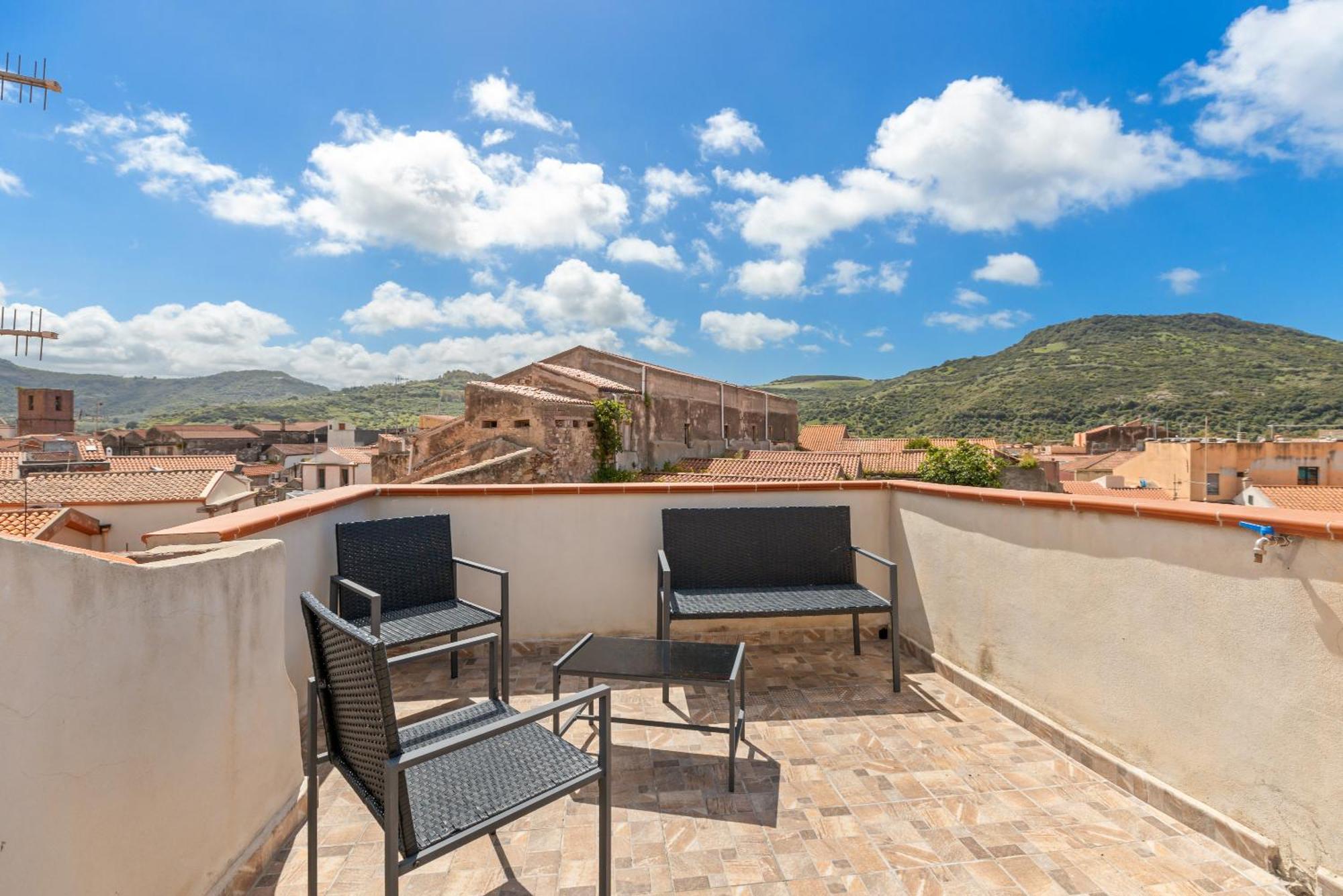 Appartamento Casa Rocca Bosa Esterno foto